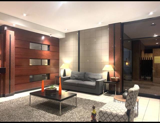 2 BEDROOM APARTMENT FOR SALE IN JOHANNESBURG CBD